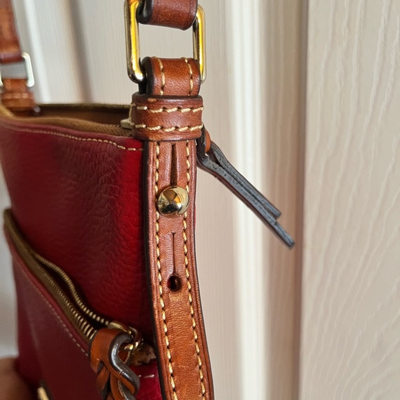 Dooney and Bourke Crossbody Purse Red - Picture 3 of 8